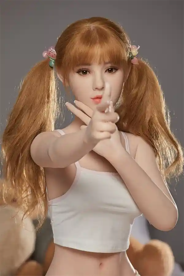 CSTドール - リアルで魅力的なブロンドのセックスドール、ティーガン（身長143cm）