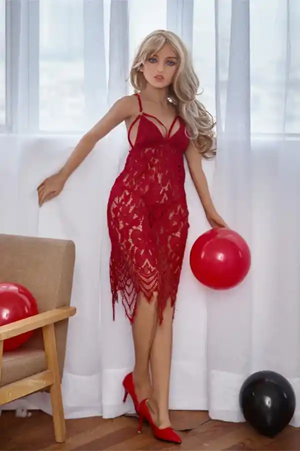 アイアンテック・ドールがマドレーヌを発表 150cmのリアルな金髪セックスドールで小胸