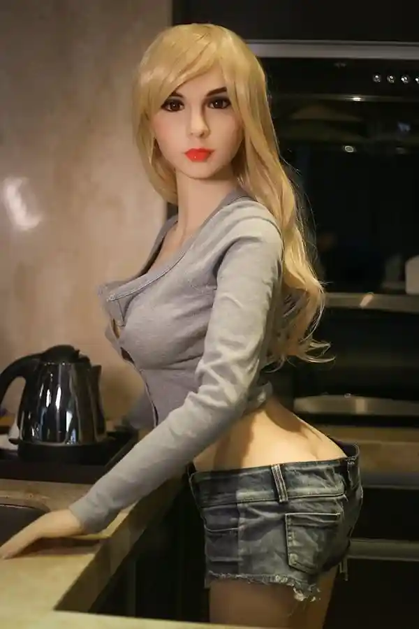 WM Dolls ティファニー 158cm ブロンド 熟女 スキニー リアル セックスドール ヘッド2個付き