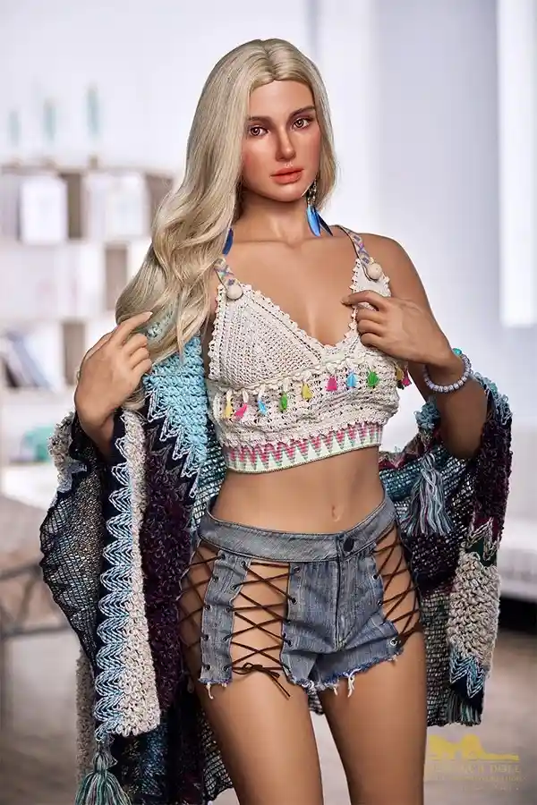 アイアンテックドール「リリアナ 168cm」徹底レビュー - リアルな等身大シリコンコンパニオン