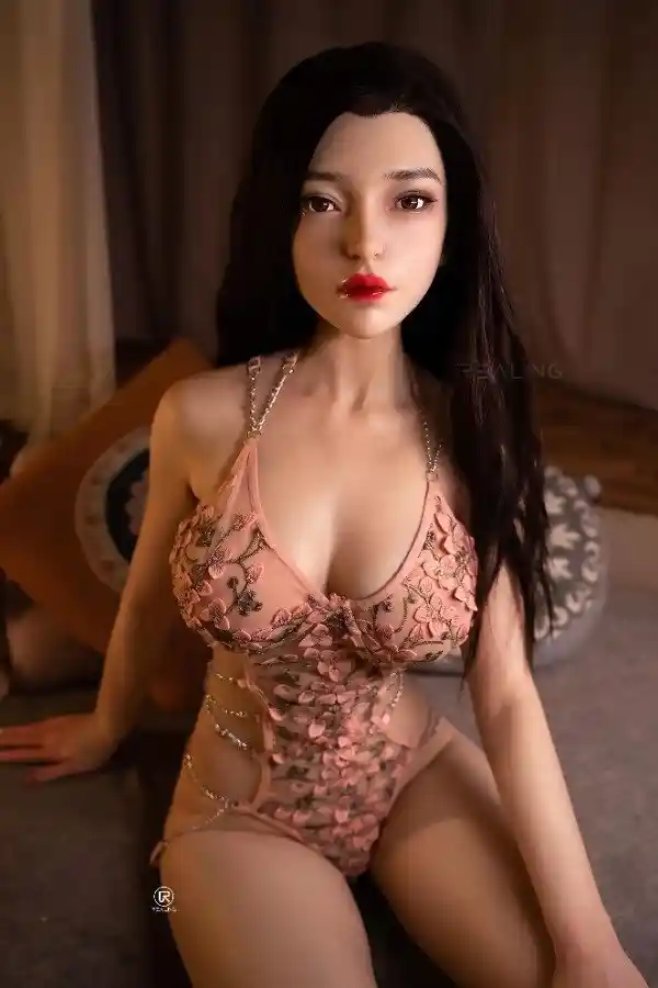 164cmのリアルな熟女セックスドール「ジェシー」のレビュー