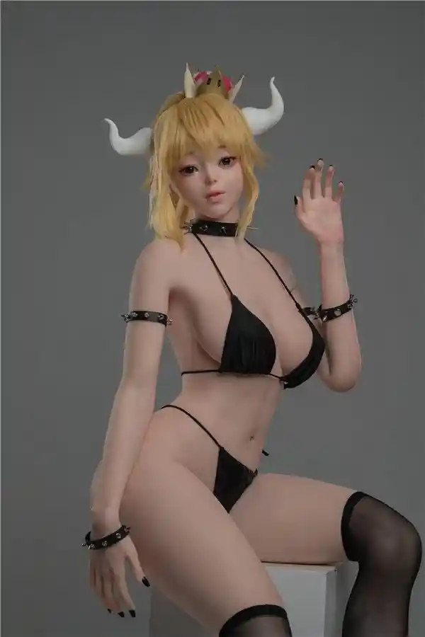 Zelex Doll - 背の高いファンタジーアニメセックスドール、ルース172cm、小さな胸と曲線美のヒップが特徴