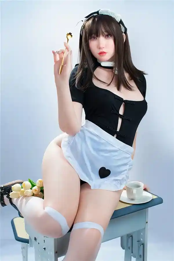 アイアンテック・ドールが、曲線美が際立つ超リアルな166cmラブドール「ウィニー」を発表