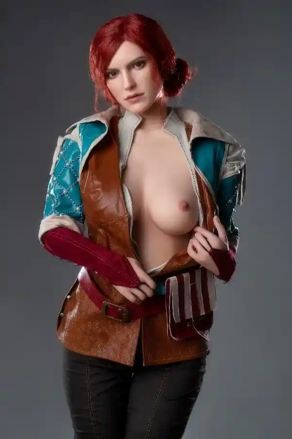 成熟した赤毛シリコンセックスドール Triss - 168cm ゲームレディ レビュー