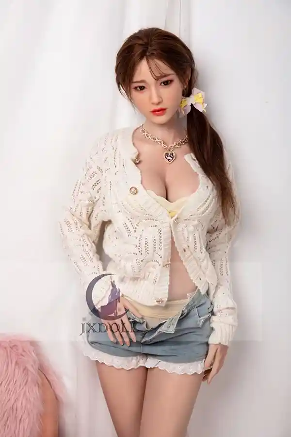 JXDoll ローレン 170cm 若々しく美しいシリコン製セックスドール。交換可能なヘッドとボディ付き。