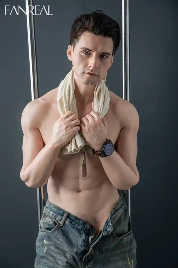 Fanreal Doll Henry 173cm：大人っぽくてセクシーなシリコン製男性ドールの徹底レビュー