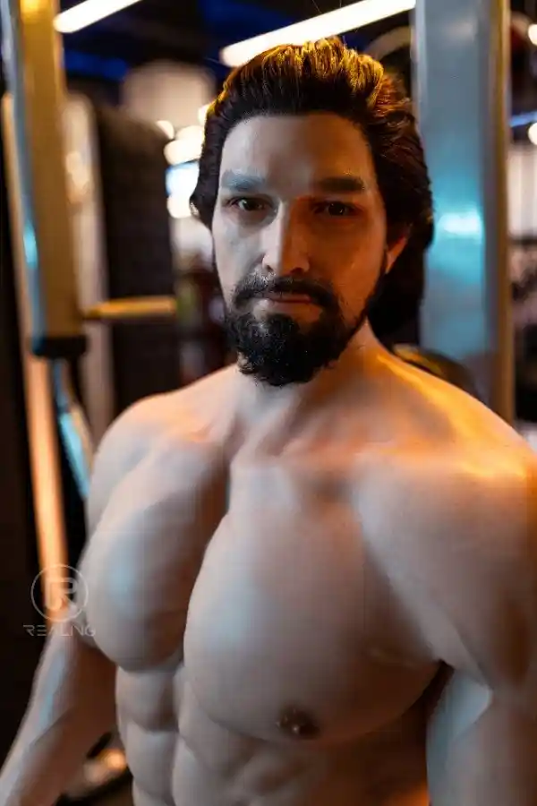 魅力的な筋肉質のリニアシリコンセックスドール ナタリー 183cm