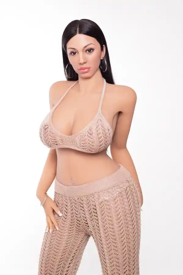 AF Doll Lylah 161cm：超リアルな巨乳巨尻シリコンヘッドセックスドールの徹底レビュー