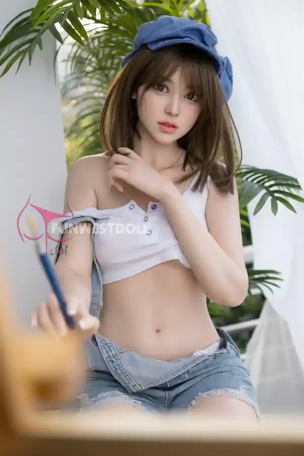 Funwest Dollレビュー：159cmの日本人向けシリコン製ラブドール「ルーシー」